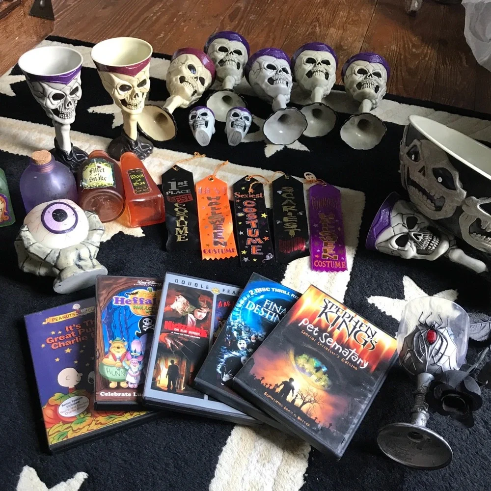 🎃 Massive 90’s Rare Vintage Piece of Nostalgia Halloween Bundle | Bowl Set $100